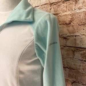 Lovely Colombia 1/4 zip pullover fleece